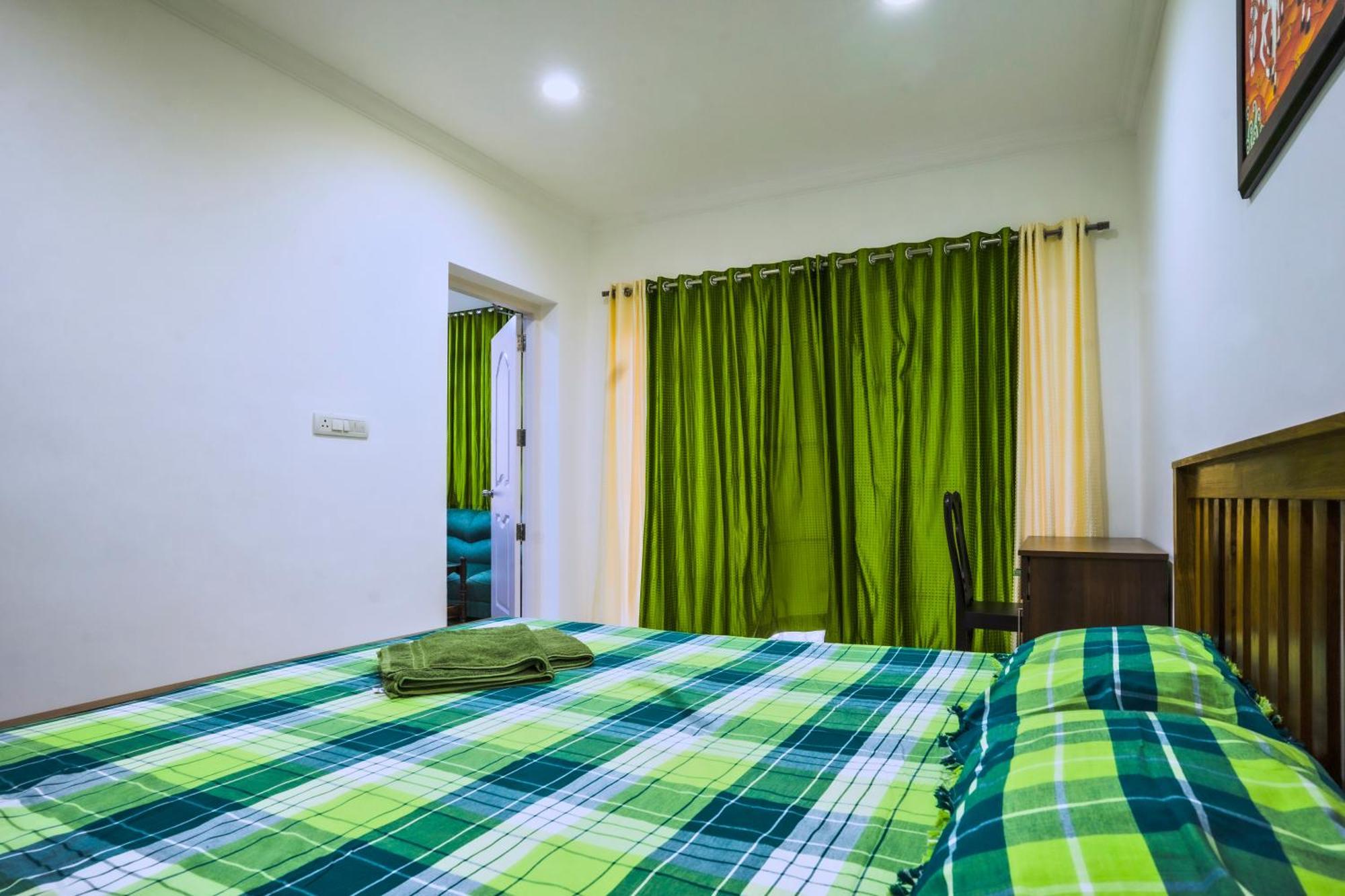 Vasudevam Premium Suites Thiruvananthapuram Екстериор снимка